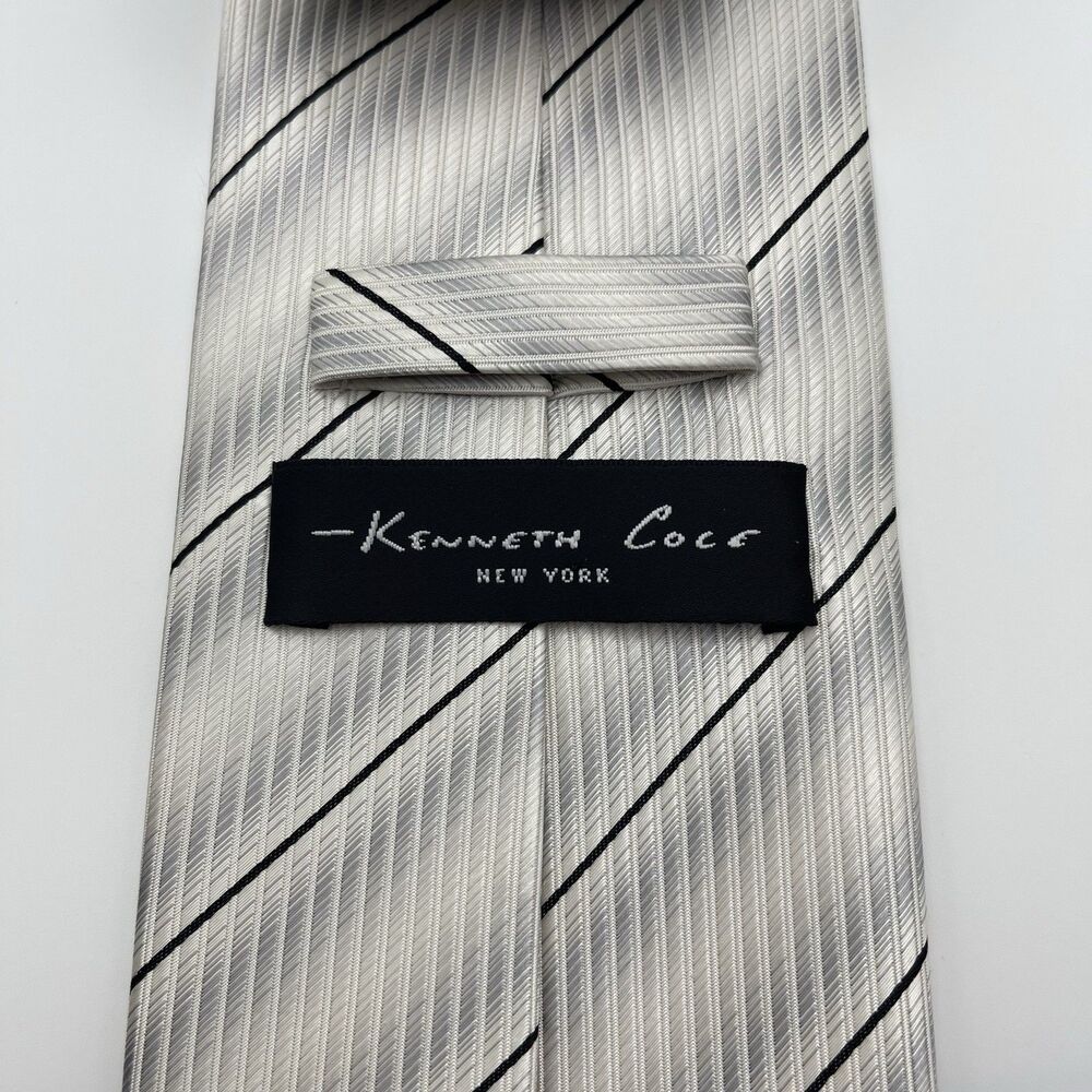 NIB Kenneth Cole NEW YORK 100% Imported Silk Hand Made Striped Neck Tie 58” FLAW - Picture 2 of 14